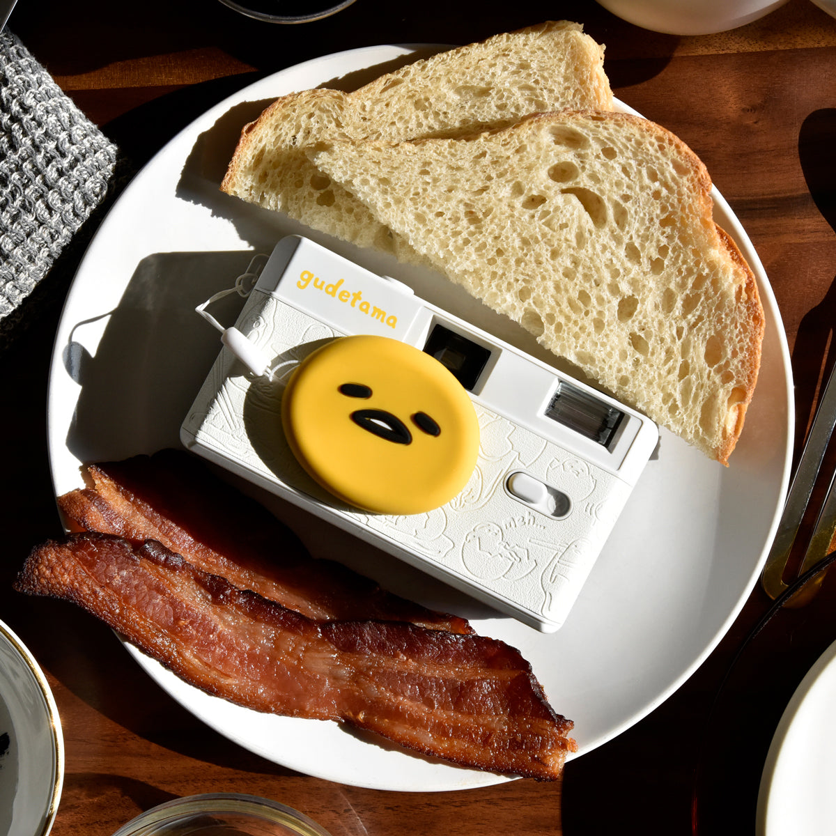 Retrospekt and Sanrio® Launch Exclusive Gudetama FC-11 35mm Camera