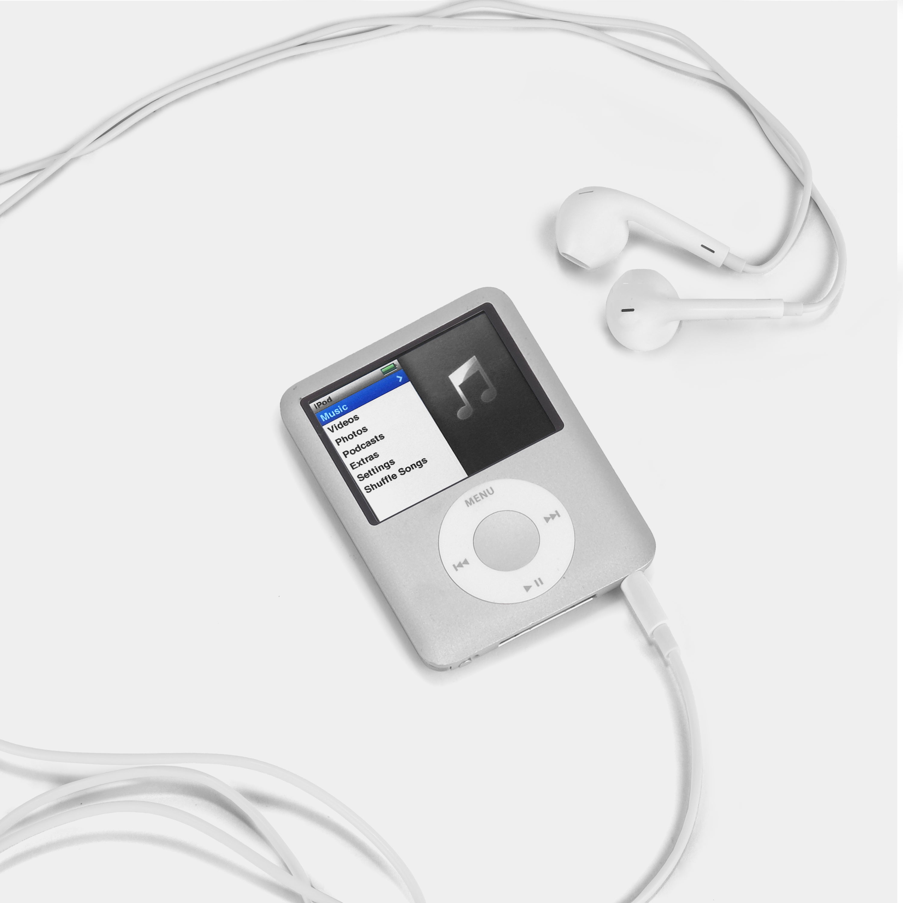 Apple iPod Nano (3rd Generation) 8GB MP3 Player