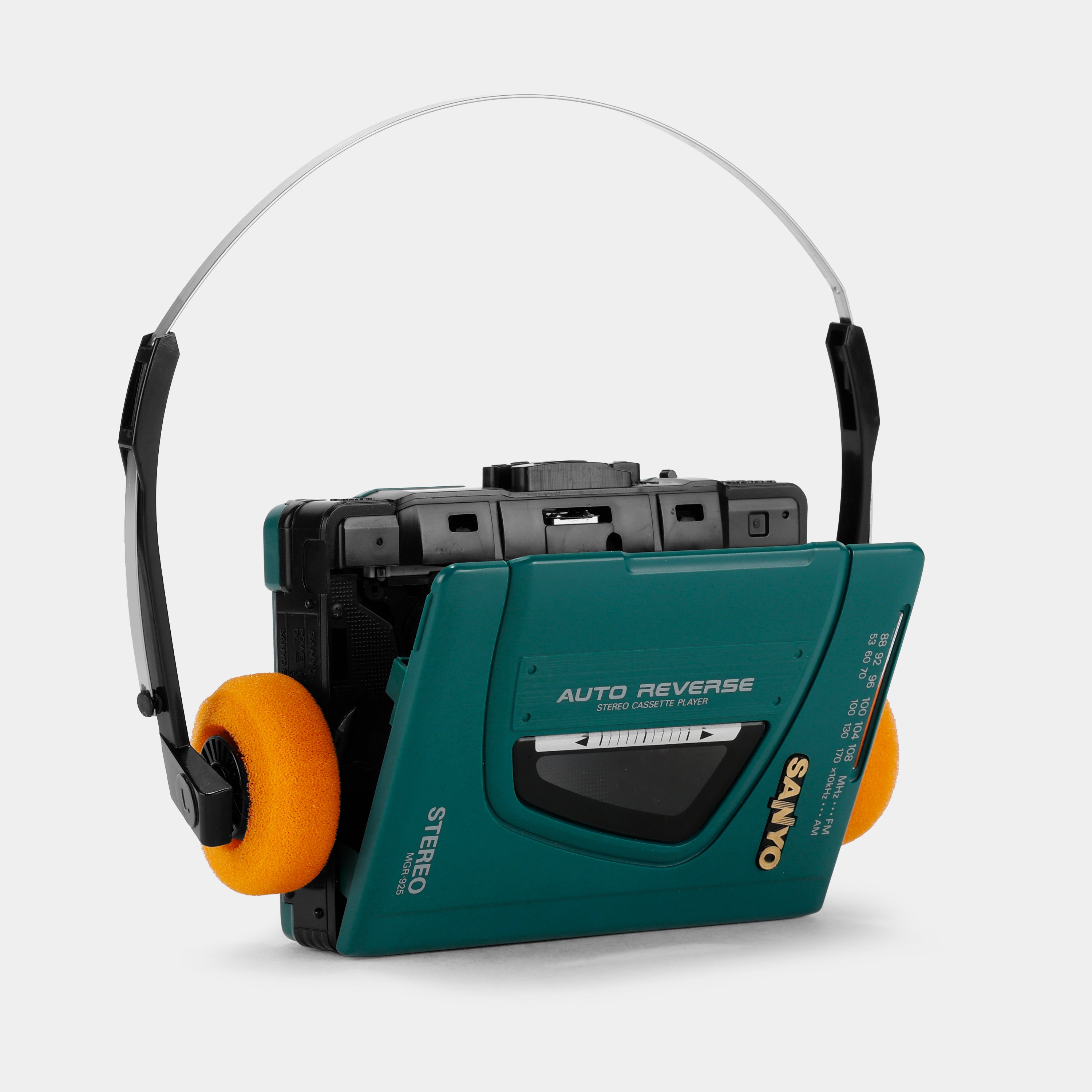 Sanyo MGR-925 AM/FM Portable Cassette Player